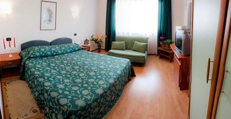 Hotel Makin Novigrad Istria 部屋 写真