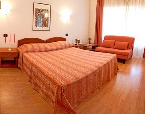 Hotel Makin Novigrad Istria エクステリア 写真