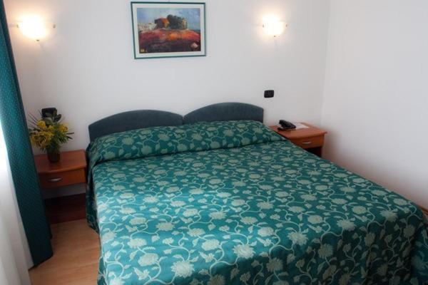 Hotel Makin Novigrad Istria エクステリア 写真
