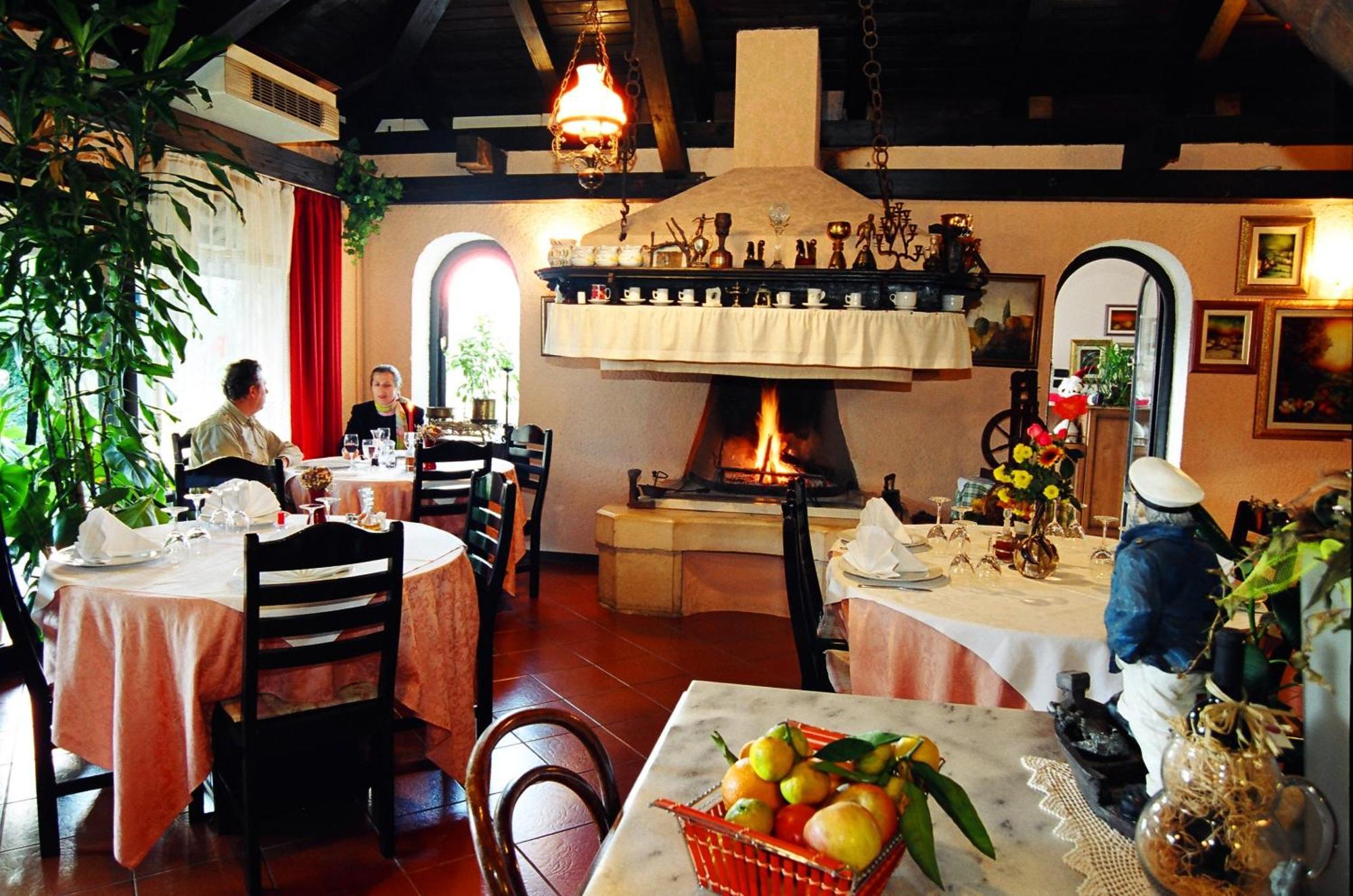 Hotel Makin Novigrad Istria エクステリア 写真